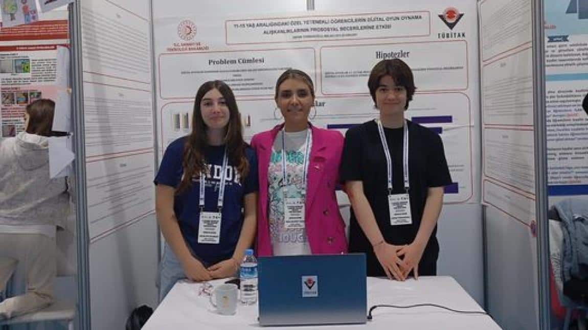 18. Tübitak Ortaokul Öğrencileri Araştırma Projeleri Yarışması İzmir Bölge Finalindeyiz